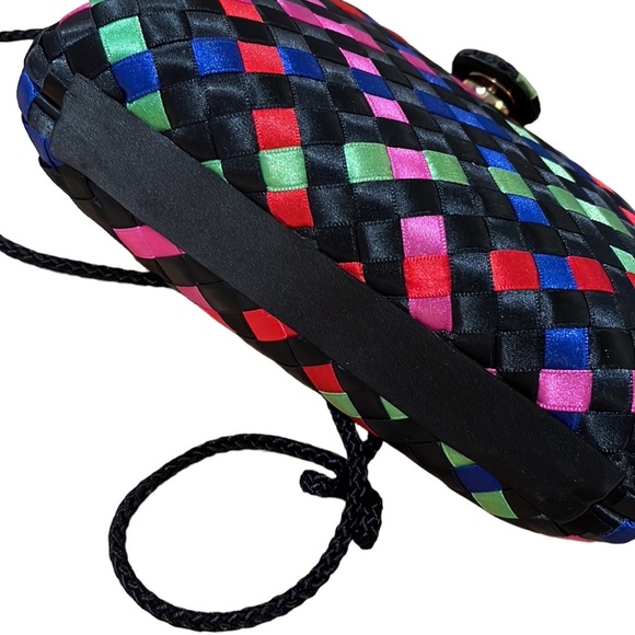 💚#833 EUC Genie Ribbon Hardshell Crossbody - Picture 2 of 11